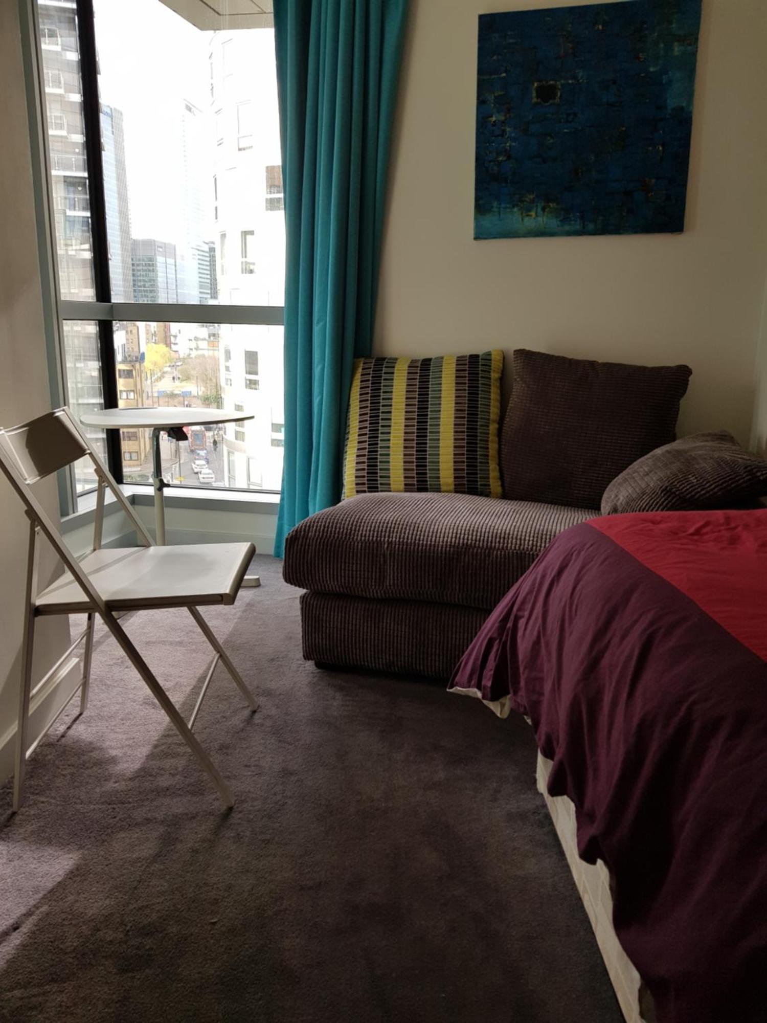 Private Room In Luxury Canary Wharf Apartment London Exterior photo